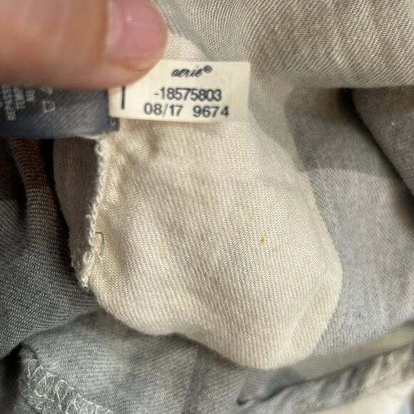 Aerie Grey White Colorblock Plaid Flannel Top Small | Button Front, Ruffle Trim - Picture 11 of 12